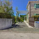 Fabulous Zelda With Pool Near The Villa *